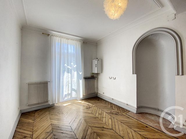 Afficher la photo en grand Appartement F4 à vendre - 4 pièces - 104.33 m2 - CHALON SUR SAONE - 71 - BOURGOGNE - Century 21 Immobilière Jaurès