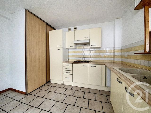 Afficher la photo en grand Appartement F3 à vendre - 3 pièces - 70.0 m2 - CHALON SUR SAONE - 71 - BOURGOGNE - Century 21 Immobilière Jaurès