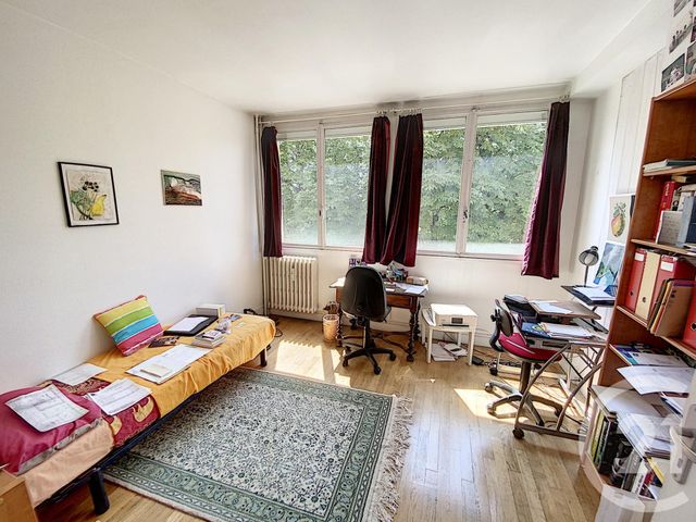Appartement F5 à vendre - 5 pièces - 102.69 m2 - CHALON SUR SAONE - 71 - BOURGOGNE - Century 21 Immobilière Jaurès Appartement F5 à vendre - 5 pièces - 102.69 m2 - CHALON SUR SAONE - 71 - BOURGOGNE - Century 21 Immobilière Jaurès