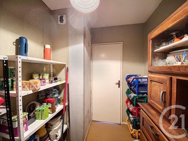 Appartement F3 à vendre - 3 pièces - 69.82 m2 - CHALON SUR SAONE - 71 - BOURGOGNE - Century 21 Immobilière Jaurès Appartement F3 à vendre - 3 pièces - 69.82 m2 - CHALON SUR SAONE - 71 - BOURGOGNE - Century 21 Immobilière Jaurès