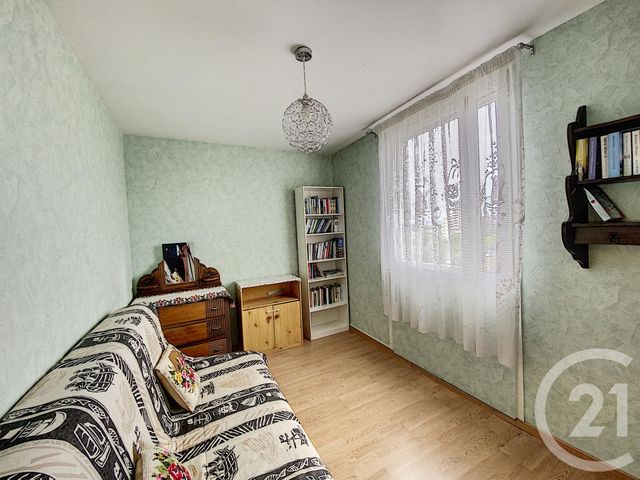 Appartement F3 à vendre - 3 pièces - 69.82 m2 - CHALON SUR SAONE - 71 - BOURGOGNE - Century 21 Immobilière Jaurès Appartement F3 à vendre - 3 pièces - 69.82 m2 - CHALON SUR SAONE - 71 - BOURGOGNE - Century 21 Immobilière Jaurès