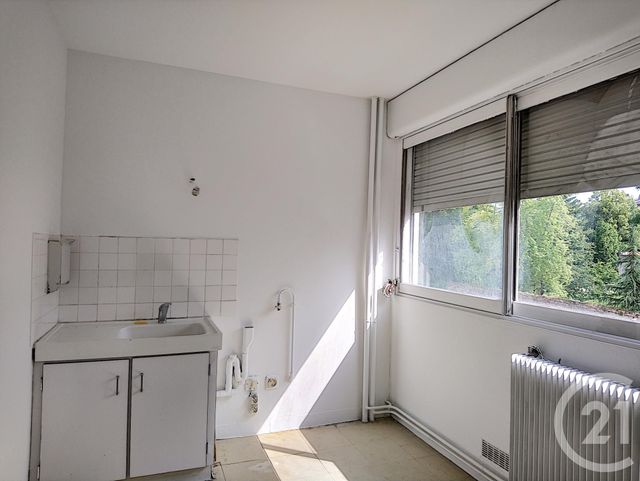 Appartement F3 à vendre - 3 pièces - 59.38 m2 - CHALON SUR SAONE - 71 - BOURGOGNE - Century 21 Immobilière Jaurès Appartement F3 à vendre - 3 pièces - 59.38 m2 - CHALON SUR SAONE - 71 - BOURGOGNE - Century 21 Immobilière Jaurès