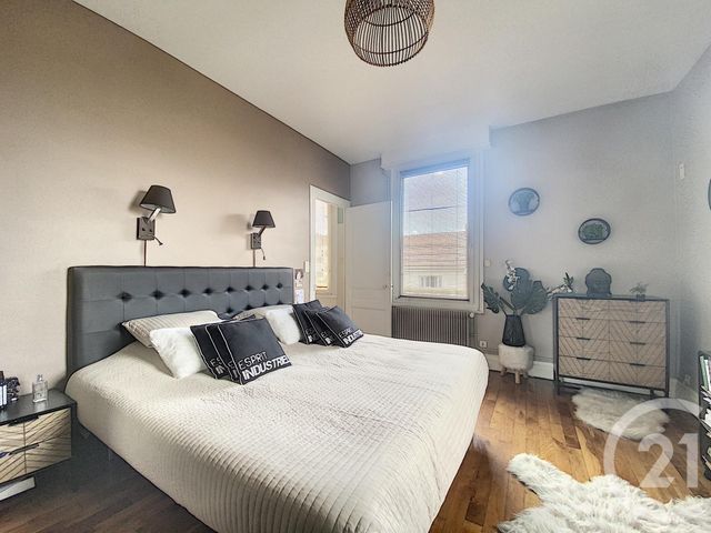 maison à vendre - 10 pièces - 375.77 m2 - CHALON SUR SAONE - 71 - BOURGOGNE - Century 21 Immobilière Jaurès maison à vendre - 10 pièces - 375.77 m2 - CHALON SUR SAONE - 71 - BOURGOGNE - Century 21 Immobilière Jaurès
