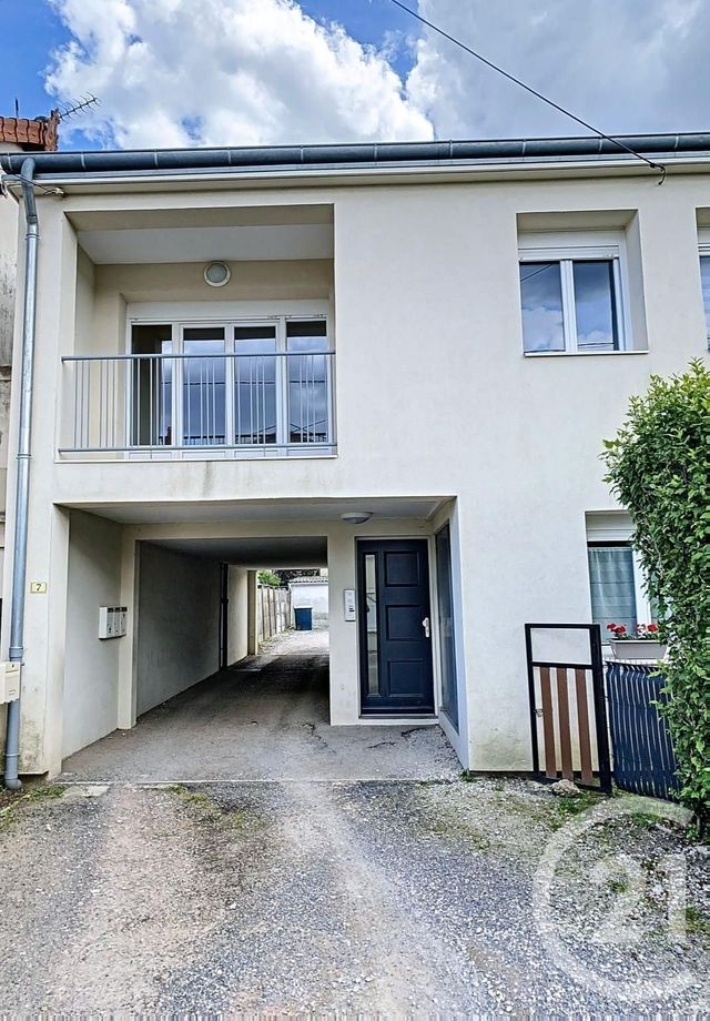 Appartement F3 à louer - 3 pièces - 65.6 m2 - ST REMY - 71 - BOURGOGNE - Century 21 Immobilière Jaurès Appartement F3 à louer - 3 pièces - 65.6 m2 - ST REMY - 71 - BOURGOGNE - Century 21 Immobilière Jaurès