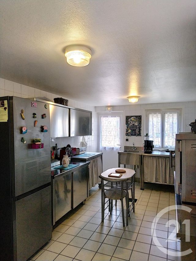 Afficher la photo en grand maison à vendre - 7 pièces - 235.0 m2 - MARNAY - 71 - BOURGOGNE - Century 21 Immobilière Jaurès