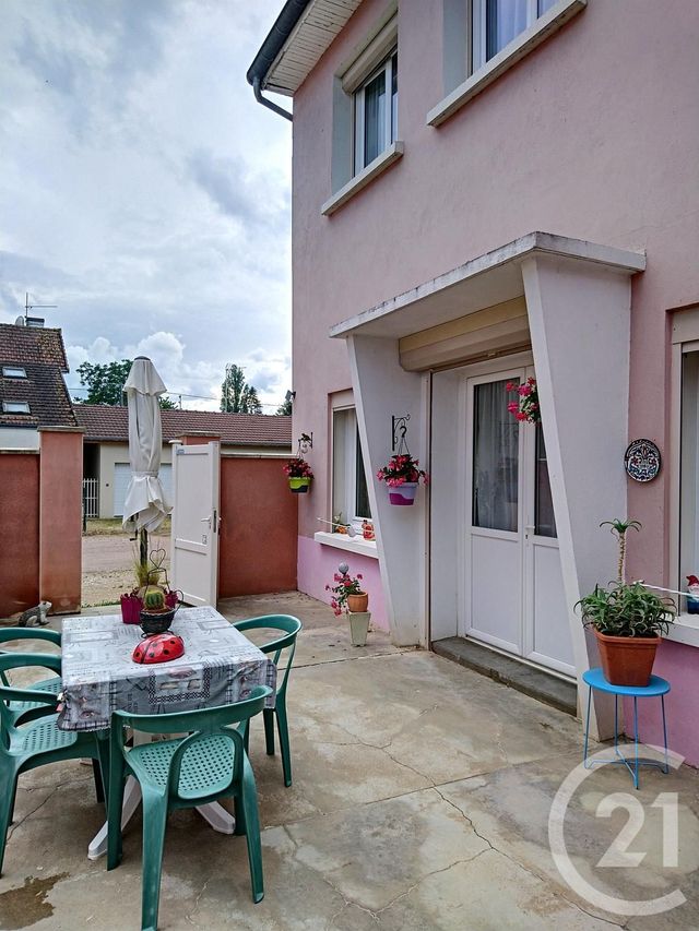 Afficher la photo en grand maison à vendre - 7 pièces - 235.0 m2 - MARNAY - 71 - BOURGOGNE - Century 21 Immobilière Jaurès