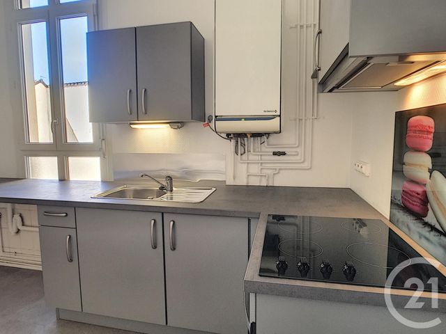 Afficher la photo en grand Appartement F4 à louer - 4 pièces - 90.0 m2 - CHALON SUR SAONE - 71 - BOURGOGNE - Century 21 Immobilière Jaurès