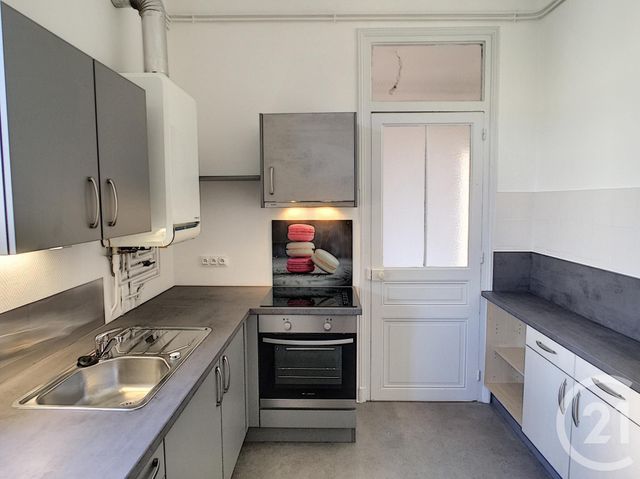 Afficher la photo en grand Appartement F4 à louer - 4 pièces - 90.0 m2 - CHALON SUR SAONE - 71 - BOURGOGNE - Century 21 Immobilière Jaurès