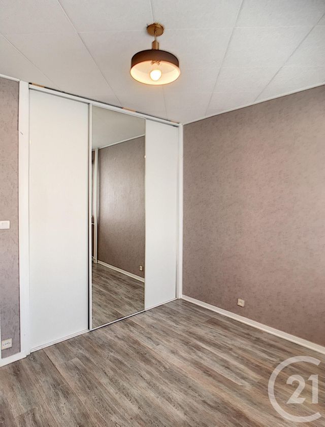 Afficher la photo en grand Appartement F3 à louer - 3 pièces - 60.86 m2 - CHALON SUR SAONE - 71 - BOURGOGNE - Century 21 Immobilière Jaurès