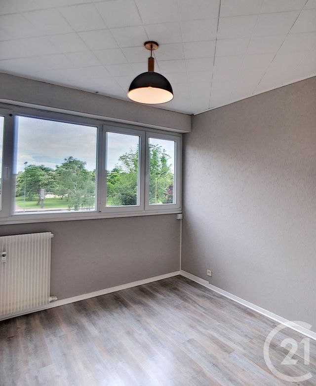 Afficher la photo en grand Appartement F3 à louer - 3 pièces - 60.86 m2 - CHALON SUR SAONE - 71 - BOURGOGNE - Century 21 Immobilière Jaurès