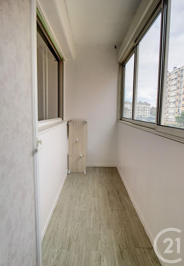 Afficher la photo en grand Appartement F3 à louer - 3 pièces - 60.86 m2 - CHALON SUR SAONE - 71 - BOURGOGNE - Century 21 Immobilière Jaurès