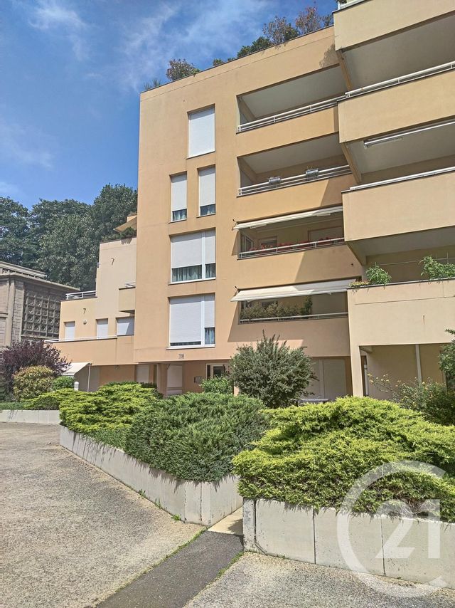 Afficher la photo en grand Appartement F3 à louer - 3 pièces - 72.38 m2 - CHALON SUR SAONE - 71 - BOURGOGNE - Century 21 Immobilière Jaurès