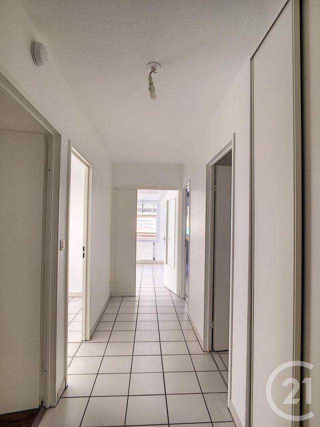 Afficher la photo en grand Appartement F3 à louer - 3 pièces - 72.38 m2 - CHALON SUR SAONE - 71 - BOURGOGNE - Century 21 Immobilière Jaurès