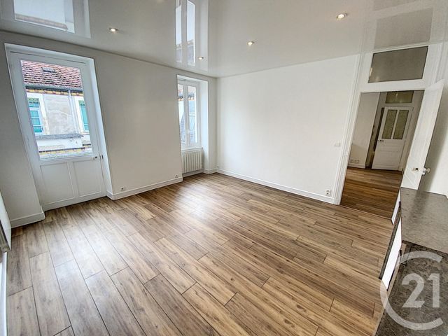 Afficher la photo en grand Appartement F3 à louer - 3 pièces - 70.83 m2 - CHALON SUR SAONE - 71 - BOURGOGNE - Century 21 Immobilière Jaurès