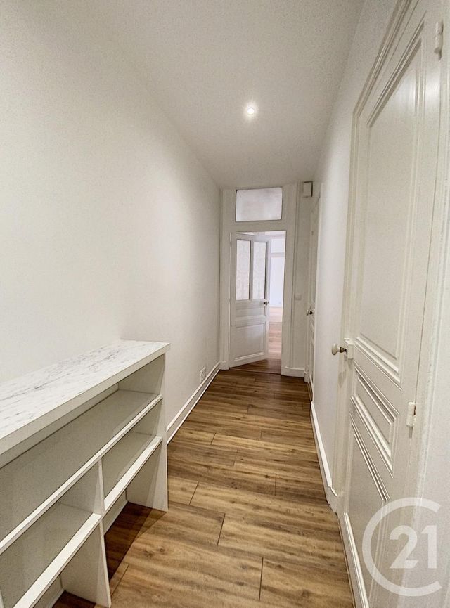 Afficher la photo en grand Appartement F3 à louer - 3 pièces - 70.83 m2 - CHALON SUR SAONE - 71 - BOURGOGNE - Century 21 Immobilière Jaurès