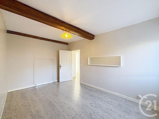 Appartement F3 à louer - 3 pièces - 63.5 m2 - GIVRY - 71 - BOURGOGNE - Century 21 Immobilière Jaurès