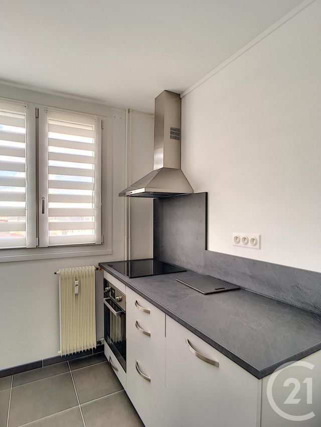 Appartement T2 à vendre - 2 pièces - 47.4 m2 - CHALON SUR SAONE - 71 - BOURGOGNE - Century 21 Immobilière Jaurès
