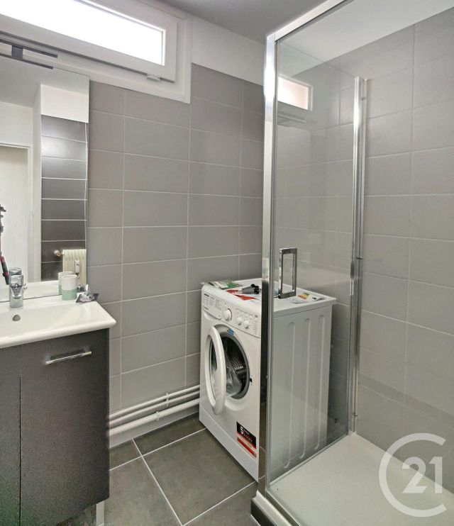 Appartement T2 à vendre - 2 pièces - 47.4 m2 - CHALON SUR SAONE - 71 - BOURGOGNE - Century 21 Immobilière Jaurès