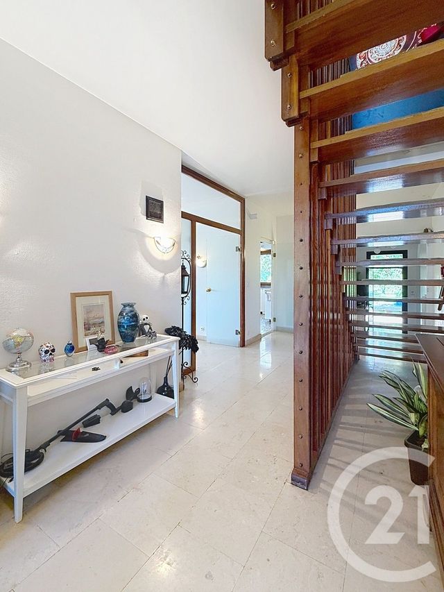 maison à vendre - 8 pièces - 215.0 m2 - ST GERMAIN DU PLAIN - 71 - BOURGOGNE - Century 21 Immobilière Jaurès