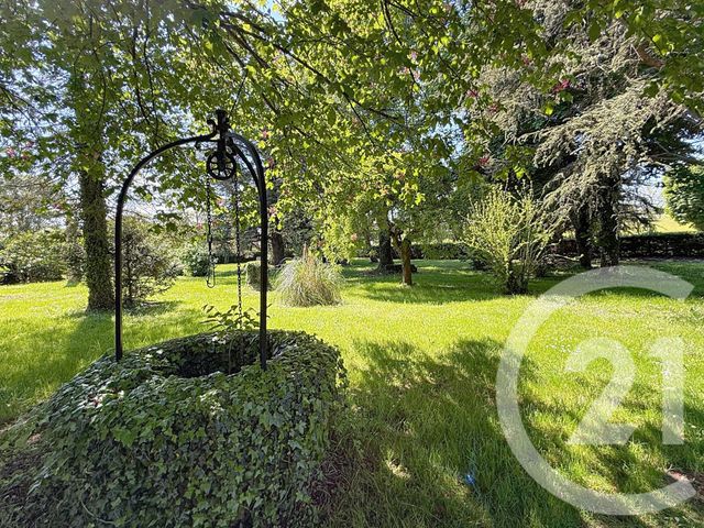 maison à vendre - 8 pièces - 215.0 m2 - ST GERMAIN DU PLAIN - 71 - BOURGOGNE - Century 21 Immobilière Jaurès