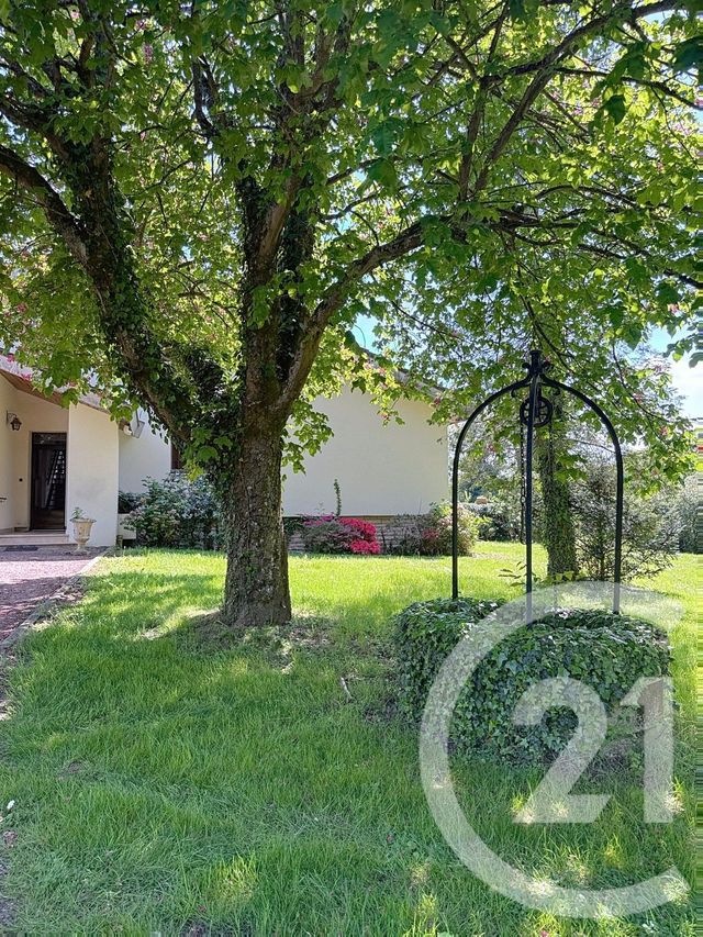 maison à vendre - 8 pièces - 215.0 m2 - ST GERMAIN DU PLAIN - 71 - BOURGOGNE - Century 21 Immobilière Jaurès