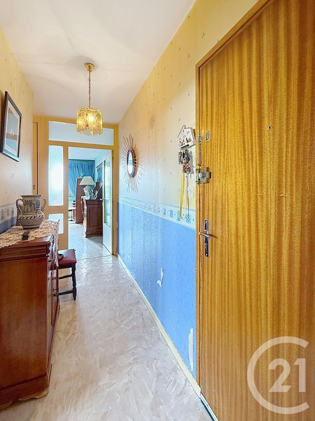 Appartement F4 à vendre - 4 pièces - 75.57 m2 - CHALON SUR SAONE - 71 - BOURGOGNE - Century 21 Immobilière Jaurès