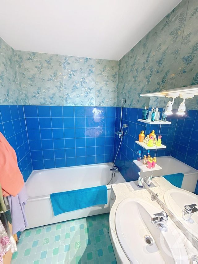 Appartement F4 à vendre - 4 pièces - 75.57 m2 - CHALON SUR SAONE - 71 - BOURGOGNE - Century 21 Immobilière Jaurès