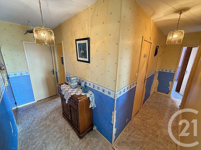 Appartement F4 à vendre - 4 pièces - 75.57 m2 - CHALON SUR SAONE - 71 - BOURGOGNE - Century 21 Immobilière Jaurès
