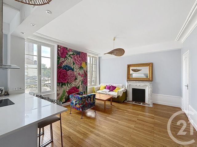 Appartement T2 à louer - 2 pièces - 52.5 m2 - CHALON SUR SAONE - 71 - BOURGOGNE - Century 21 Immobilière Jaurès