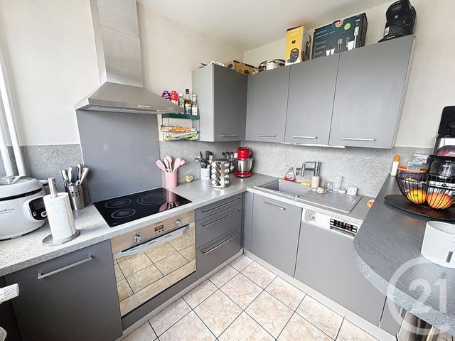 Appartement F4 à louer - 4 pièces - 71.78 m2 - CHALON SUR SAONE - 71 - BOURGOGNE - Century 21 Immobilière Jaurès