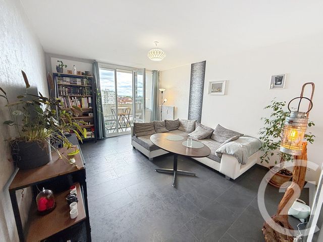 Appartement F4 à vendre - 4 pièces - 74.4 m2 - CHALON SUR SAONE - 71 - BOURGOGNE - Century 21 Immobilière Jaurès