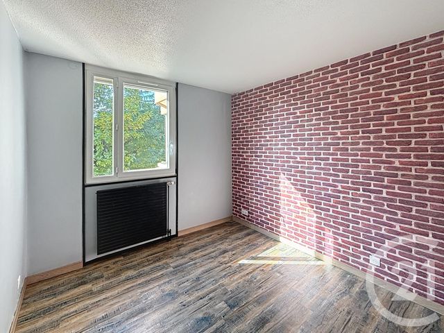 Afficher la photo en grand Appartement T2 à louer - 2 pièces - 60.06 m2 - CHALON SUR SAONE - 71 - BOURGOGNE - Century 21 Immobilière Jaurès