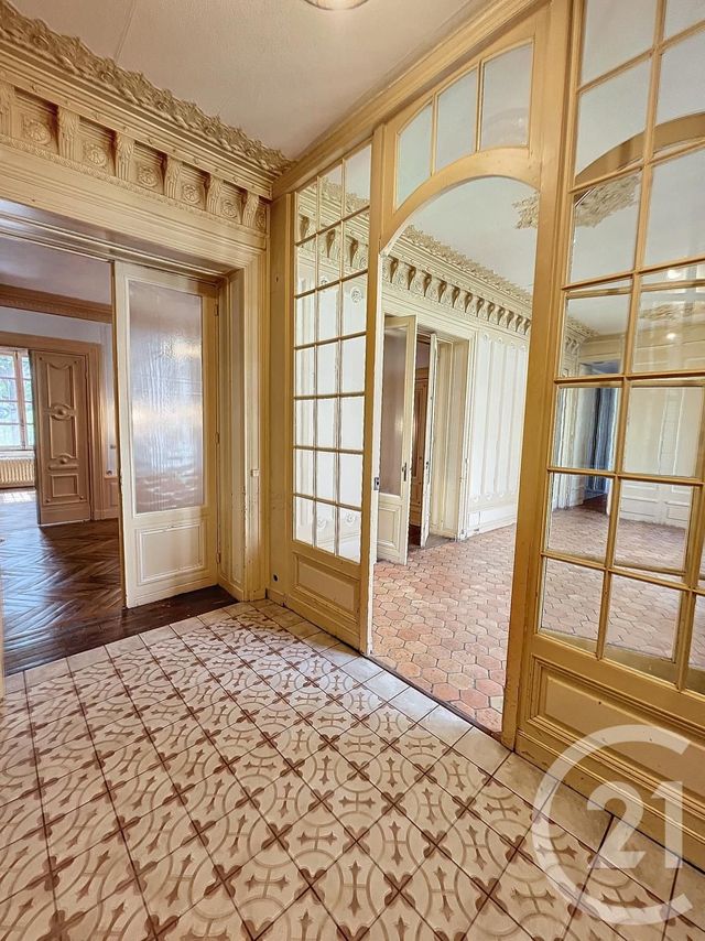 Appartement T6 à vendre - 6 pièces - 228.32 m2 - CHALON SUR SAONE - 71 - BOURGOGNE - Century 21 Immobilière Jaurès
