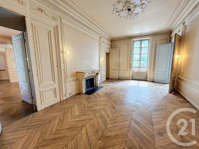 Appartement T6 à vendre - 6 pièces - 228.32 m2 - CHALON SUR SAONE - 71 - BOURGOGNE - Century 21 Immobilière Jaurès