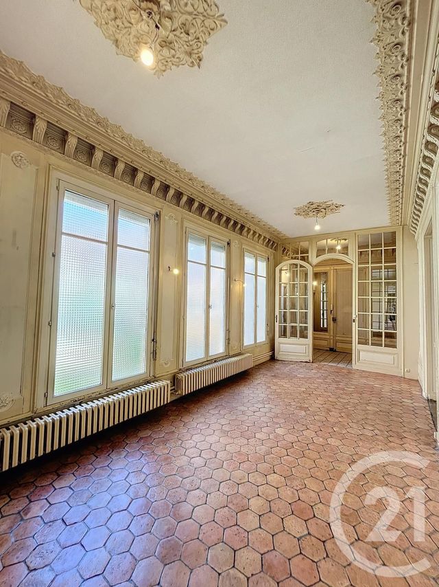 Appartement T6 à vendre - 6 pièces - 228.32 m2 - CHALON SUR SAONE - 71 - BOURGOGNE - Century 21 Immobilière Jaurès