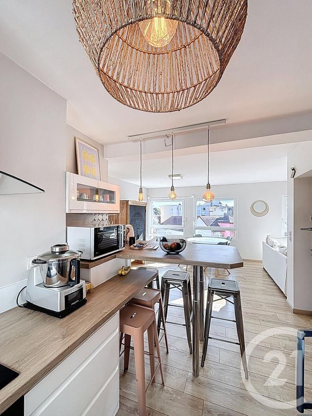 Appartement T3 à louer - 3 pièces - 57.73 m2 - CHALON SUR SAONE - 71 - BOURGOGNE - Century 21 Immobilière Jaurès