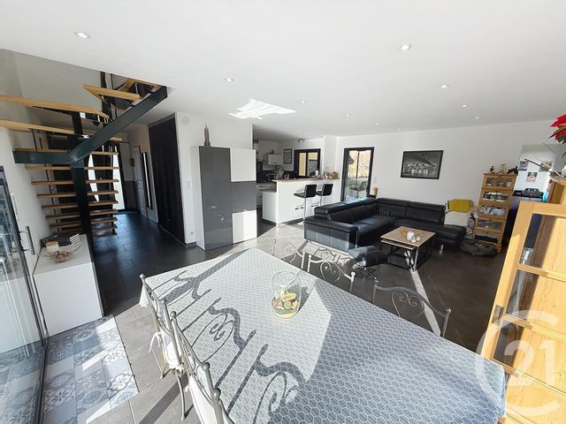 maison à vendre - 7 pièces - 150.0 m2 - ST MARTIN EN BRESSE - 71 - BOURGOGNE - Century 21 Immobilière Jaurès