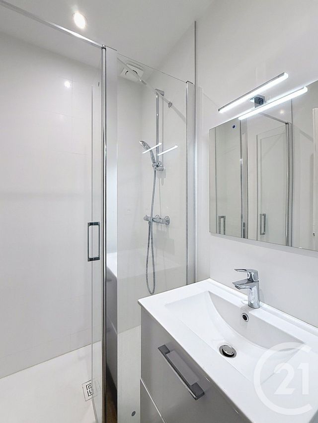 Appartement T3 à louer - 3 pièces - 61.26 m2 - CHALON SUR SAONE - 71 - BOURGOGNE - Century 21 Immobilière Jaurès