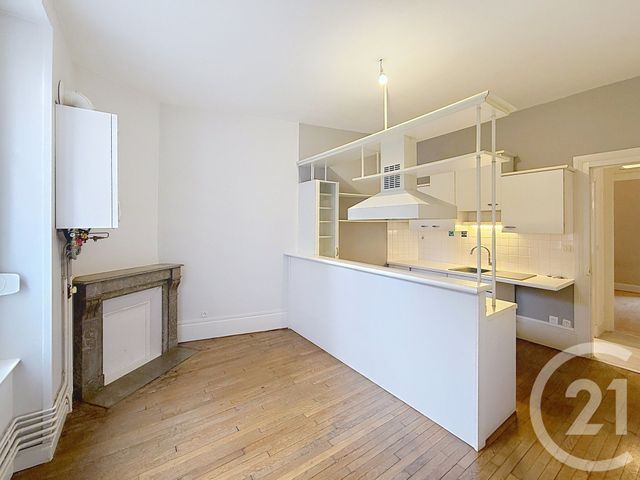 Appartement T3 à louer - 3 pièces - 61.26 m2 - CHALON SUR SAONE - 71 - BOURGOGNE - Century 21 Immobilière Jaurès