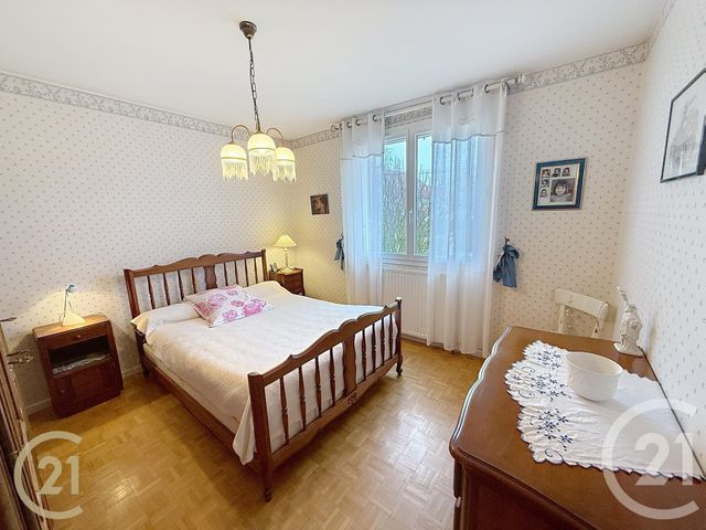 maison à vendre - 5 pièces - 133.8 m2 - CHATENOY LE ROYAL - 71 - BOURGOGNE - Century 21 Immobilière Jaurès