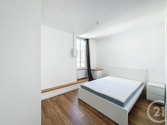 Appartement F3 à louer - 3 pièces - 70.83 m2 - CHALON SUR SAONE - 71 - BOURGOGNE - Century 21 Immobilière Jaurès