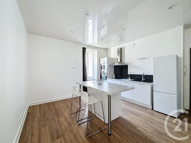 Appartement F3 à louer - 3 pièces - 70.83 m2 - CHALON SUR SAONE - 71 - BOURGOGNE - Century 21 Immobilière Jaurès