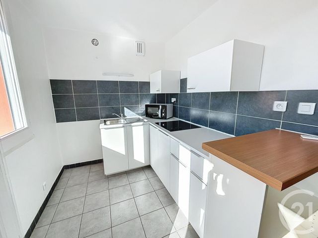 Appartement T3 à louer - 3 pièces - 52.0 m2 - CHALON SUR SAONE - 71 - BOURGOGNE - Century 21 Immobilière Jaurès