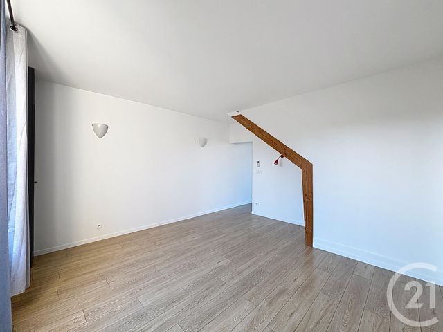 maison à louer - 4 pièces - 70.41 m2 - CHALON SUR SAONE - 71 - BOURGOGNE - Century 21 Immobilière Jaurès