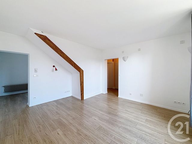 maison à louer - 4 pièces - 70.41 m2 - CHALON SUR SAONE - 71 - BOURGOGNE - Century 21 Immobilière Jaurès