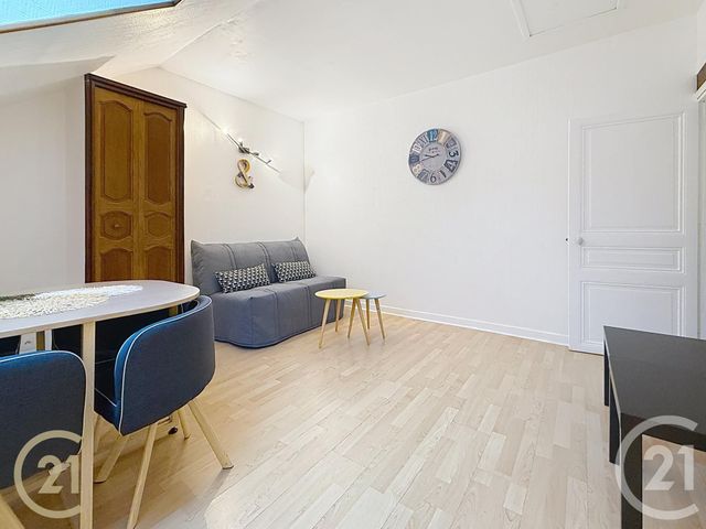 Appartement F1 à louer - 1 pièce - 22.99 m2 - CHALON SUR SAONE - 71 - BOURGOGNE - Century 21 Immobilière Jaurès