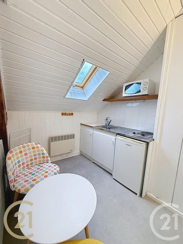 Appartement F1 à louer - 1 pièce - 22.99 m2 - CHALON SUR SAONE - 71 - BOURGOGNE - Century 21 Immobilière Jaurès