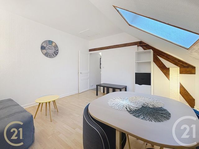 Appartement F1 à louer - 1 pièce - 22.99 m2 - CHALON SUR SAONE - 71 - BOURGOGNE - Century 21 Immobilière Jaurès