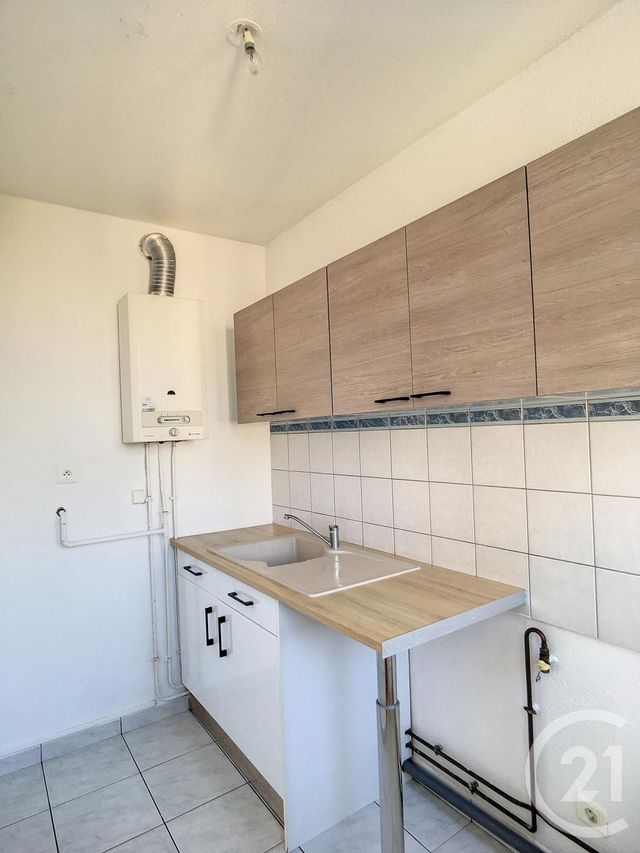 Appartement F2 à louer - 2 pièces - 53.0 m2 - CHALON SUR SAONE - 71 - BOURGOGNE - Century 21 Immobilière Jaurès