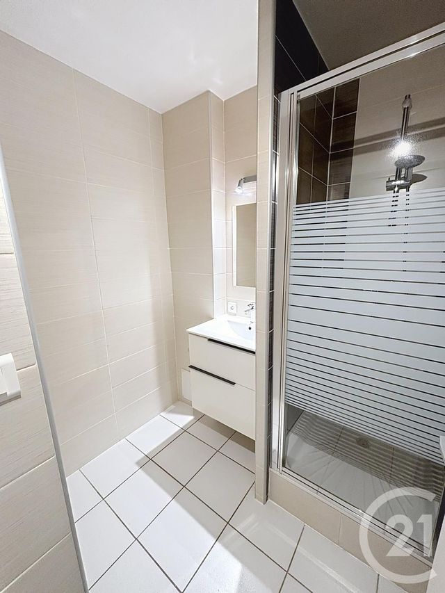 Appartement F3 à louer - 3 pièces - 51.1 m2 - CHALON SUR SAONE - 71 - BOURGOGNE - Century 21 Immobilière Jaurès